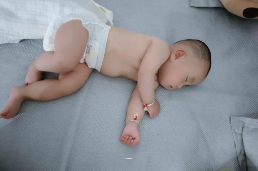 牡丹江没满月的宝宝
